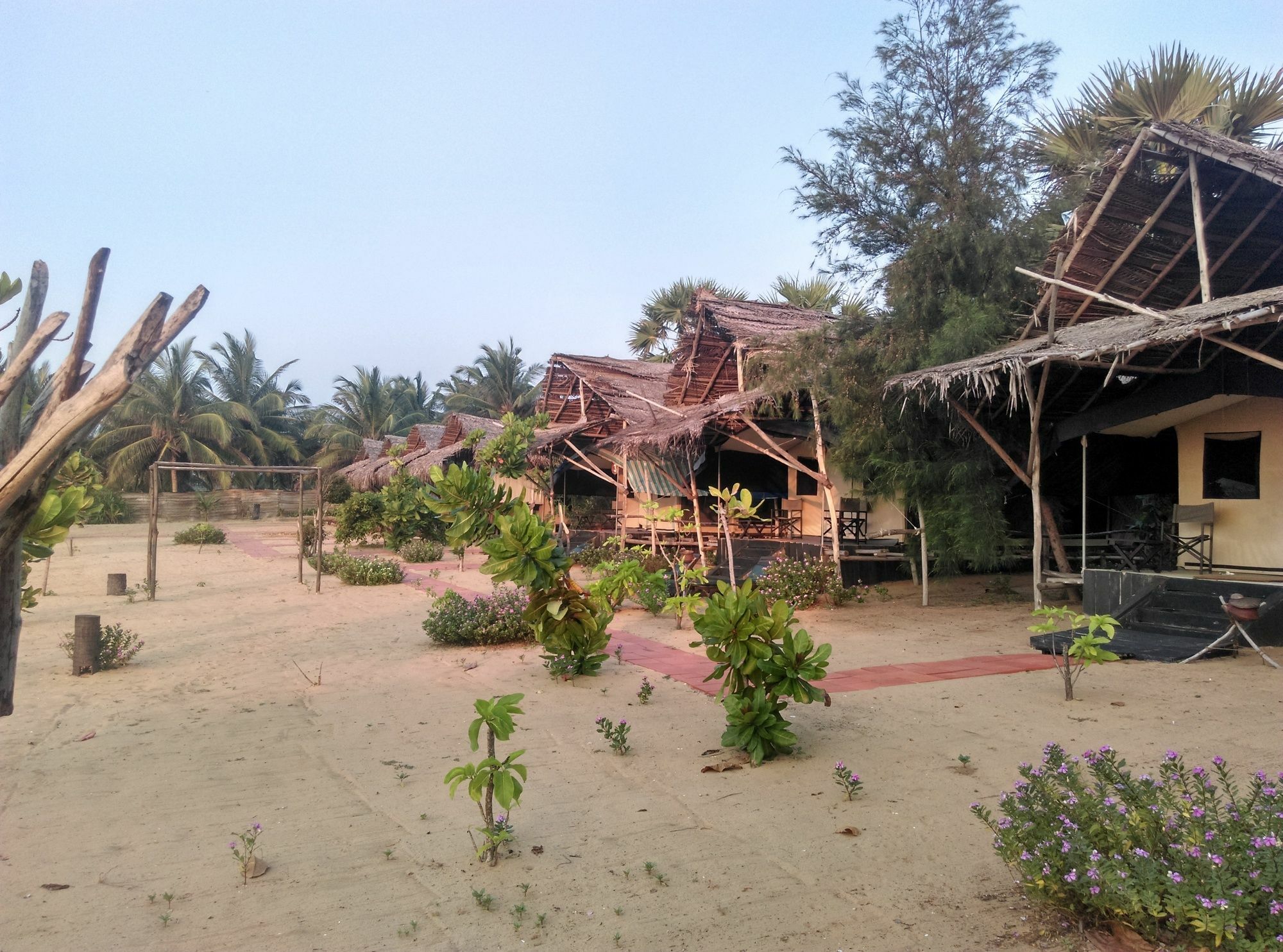 The Beach Camp Yala Hotel Kirinda  Buitenkant foto