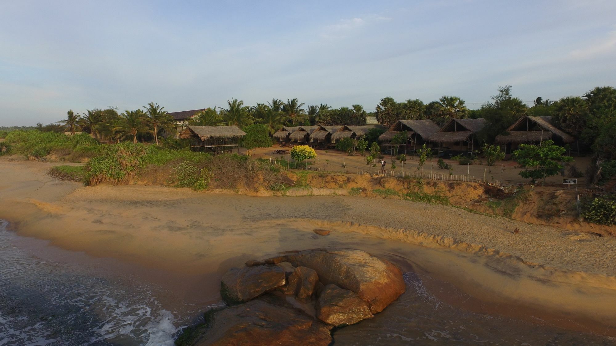 The Beach Camp Yala Hotel Kirinda  Buitenkant foto